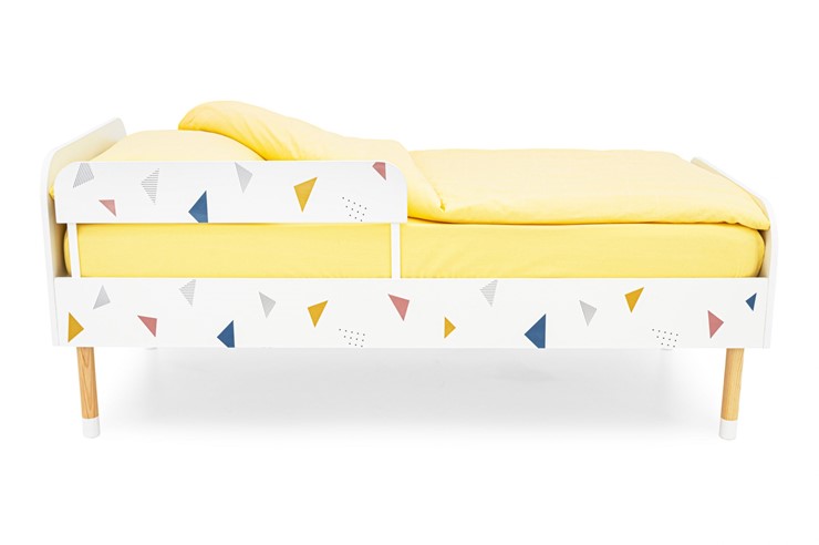 Кровать в детскую Stumpa Классика "Треугольники желтый, синий, розовый" в Заводоуковске - изображение 5