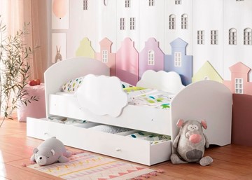 Детская кровать с бортиками Тучка с ящиком, корпус Белый, фасад Белый в Ишиме