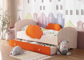Кровать детская Тучка с ящиком, корпус Дуб млечный, фасад Оранжевый в Тюмени