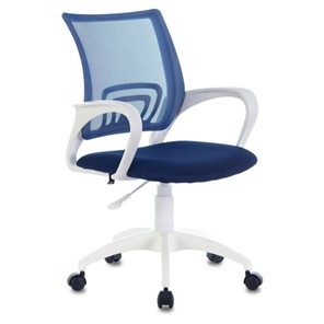 Офисное кресло Brabix Fly MG-396W (с подлокотниками, пластик белый, сетка, темно-синее) 532399 в Тюмени