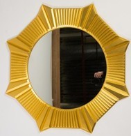 Круглое зеркало Фрида в Тюмени